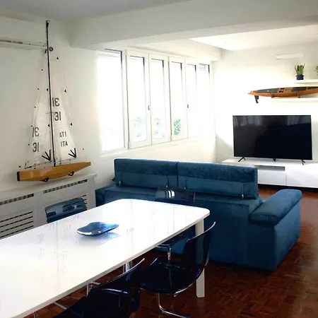 Apartment Biemot Near The Sea And Pine Forest Viareggio