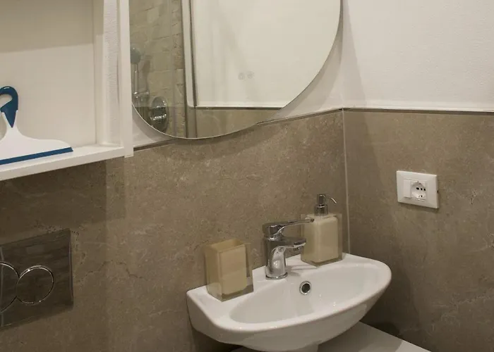 Biemot Near The Sea And Pine Forest * Viareggio