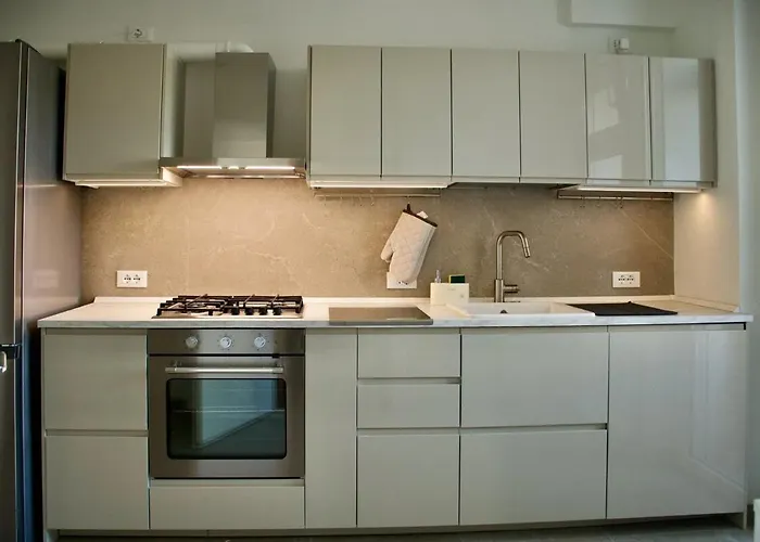 Biemot Near The Sea And Pine Forest Apartment Viareggio